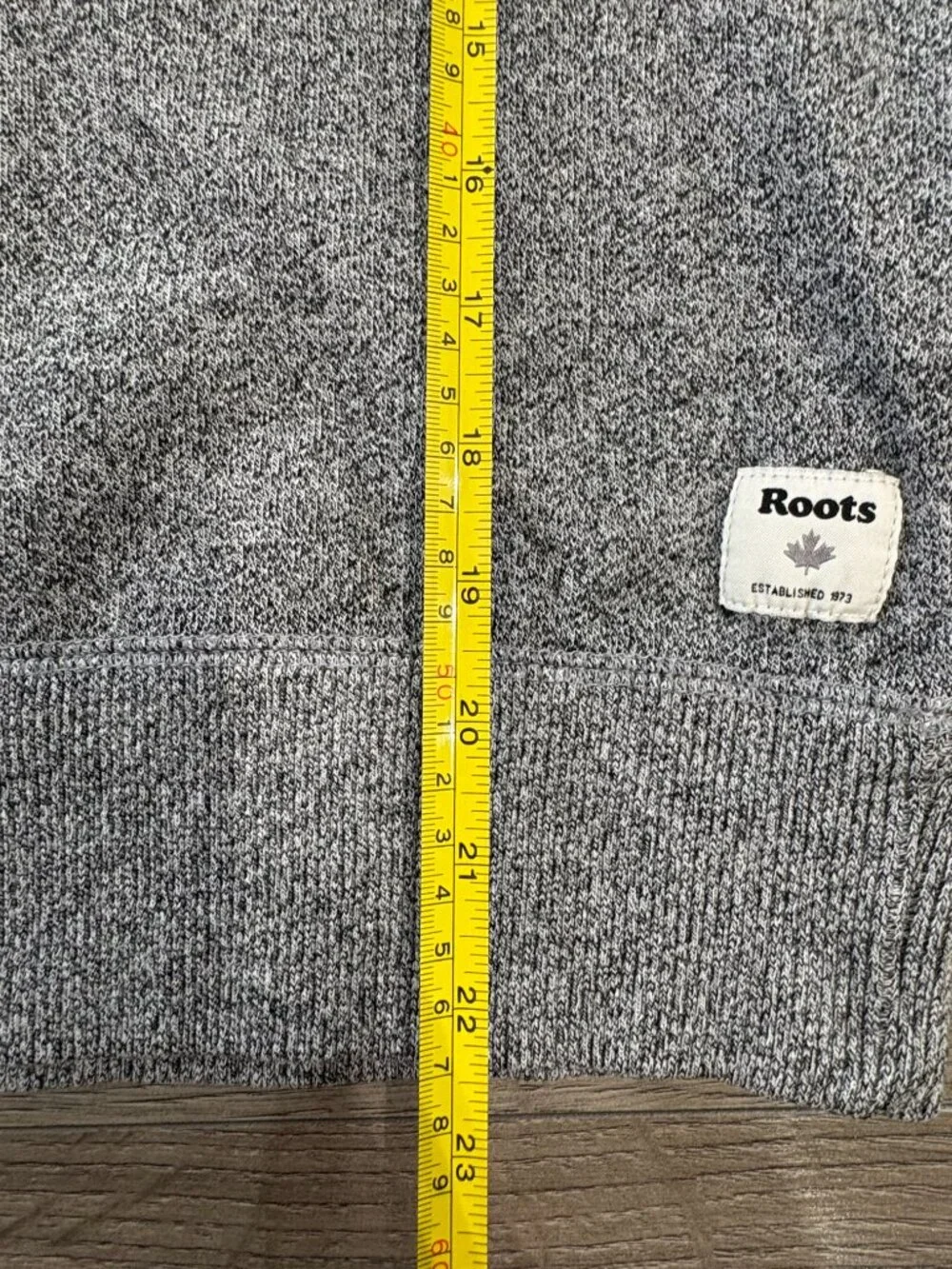 Women’s Roots Salt & Pepper Polo Sweatshirt – Size XS –Great Condition - Picture 8 of 14